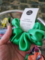 Hodvábna scrunchie - tyrkysová